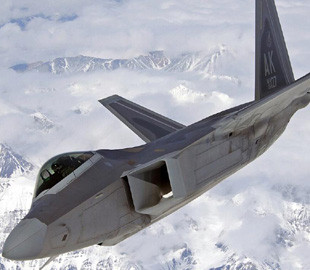 Китай вивчав американські стелс-літаки і дійшов помилкового висновку, - Defense News