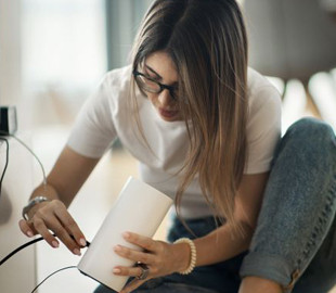 Без камер і смартфонів. Учені навчилися відстежувати людей по Wi-Fi: що відомо