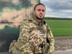 Дає додатковий захист. Тарас Тополя розповів, як українська мова допомагає на фронті
