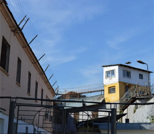 Вʼязень колонії через телеграм-бот викрадав дані банківських карток і оплачував доставку з «Сільпо»