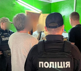 Шахраї привласнювали благодійні внески для військових