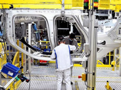 К концу 2021 года ожидается острый дефицит новых автомобилей