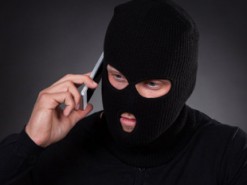 Женщина отдала две тысяч долларов мошеннику, чтобы "спасти" зятя от тюрьмы 