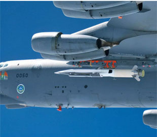 Військові США та компанія DARPA провели випробування гіперзвукової зброї