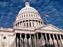 Сенат США прийняв законопроект про боротьбу з відверто сексуальними дипфейками