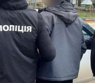 Шахраї під виглядом банківської служби ошукали трьох українців на майже 1 млн грн