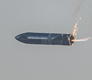 SpaceX показала уламки Starship SN10, який вибухнув після посадки