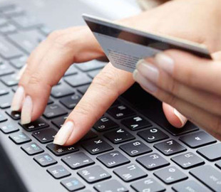 7 років тюремного строку отримала інтернет-шахрайка, яка ошукала військового на понад 152 000 гривень