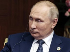 Росія формує «тіньовий флот» для перевезення своєї нафти, – Bloomberg