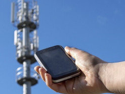 Мобільні оператори нищать середніх інтернет-провайдерів, а програють пересічні українці