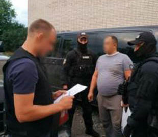 Правоохранители разоблачили преступную группу, которая сбывала фальшивые украинские документы
