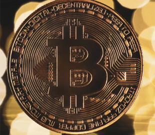 На проведення усього однієї транзакції з Bitcoin потрібен цілий басейн води - дослідження