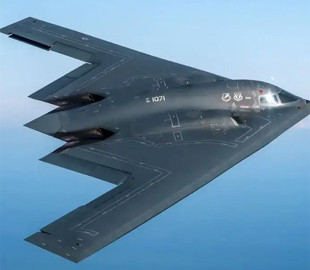 Розробники зі США представили автономний стелс-бомбардувальник, що здатен потопити десантний корабель