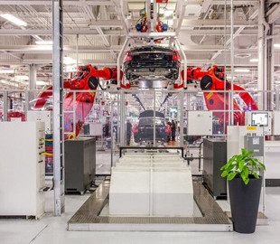 Tesla закриє один із своїх європейських заводів, під загрозою майже сотня робочих місць