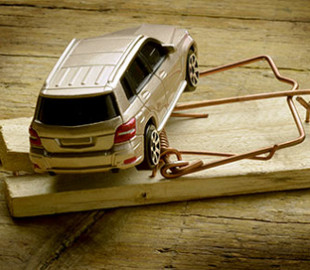 Чоловік втратив 210 тисяч гривень, намагаючись купити авто через інтернет