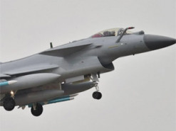 Китай офіційно визнав, що їх винищувач J-10 переміг Rafale у повітряному бою