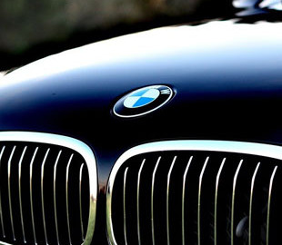 BMW побудує в Китаї 360 000 станцій для зарядки електромобілів