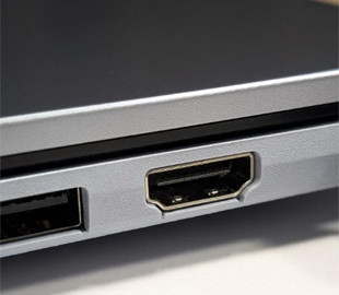 Як правильно очистити USB-порт від пилу та ворсу, не пошкодивши контакти