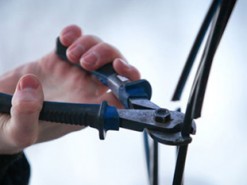 Десять тисяч полтавців залишились без телефонного зв'язку через крадіїв кабелів