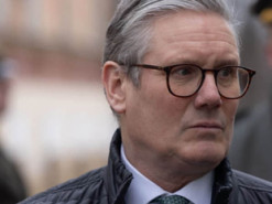 Стармер закликав соцмережі обмежити "нескінченний скролінг" для молоді