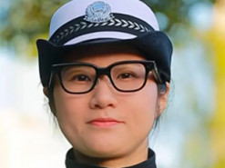 Китайські поліцейські почали використовувати смарт-окуляри з ШІ