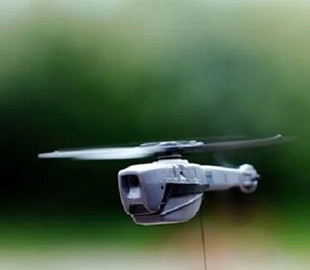 Представлено новітній нано-дрон Black Hornet 4, який важить 70 грамів