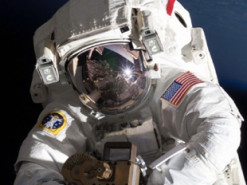 Исследователи объяснили, что происходит с человеческой кровью в космосе