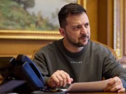 Зеленський затвердив рішення РНБО щодо заходів проти онлайн-казино. Воно передбачає заборону військовим на азартні ігри в інтернеті