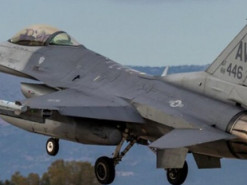 США розташують ще одну "суперескадрилью" F-16 біля кордонів КНДР