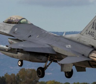 США розташують ще одну "суперескадрилью" F-16 біля кордонів КНДР