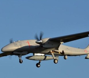 Експерти роз'яснили, як ЗСУ зможуть застосовувати бойові дрони Bayraktar Akinci