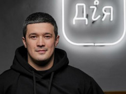 Україна першою у світі запустила AI-агента для держпослуг: як він допоможе людям