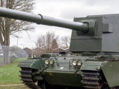 Британці вирішили відновити “вбивцю” радянських танків ІС-3