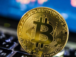 Міністр юстиції Чехії подав у відставку через подарунок від злочинця у вигляді біткоїнів на $45 млн