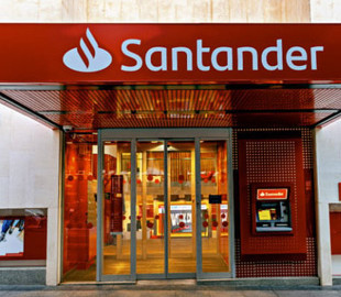 Масове шахрайство в Польщі: через банкомати обікрали клієнтів Santander