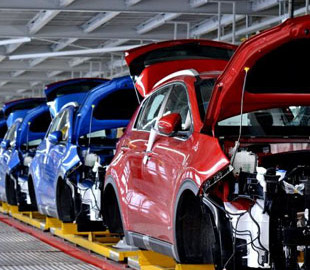 Росіяни скуповують китайські автомобілі