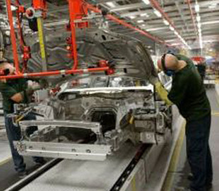 Завод Jaguar Land Rover приостановит производство в Великобритании из-за нехватки микросхем