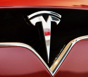 Tesla збанкрутувала при розширенні виробництва Model 3