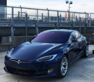 Илон Маск: Tesla упростит конструкцию Plaid для Model S