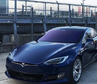 Tesla добавила новую функцию в свои машины