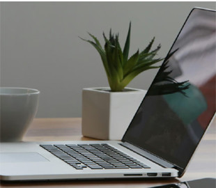 Техніка в небезпеці — 5 речей, які не можна робити з ноутбуком