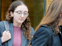 Дівчина екскерівника криптобіржі FTX опинилась на лаві підсудних через шахрайство