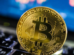 Криптовалютний стратег спрогнозував падіння криптовалюти біткоїн до $48 000