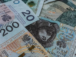 У Польщі зняття готівки через BLIK стало платним