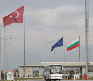 Болгарія почала використовувати дрони на кордоні з Туреччиною