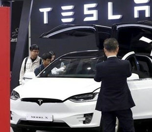 Tesla продала рекордные 620 тысяч электромобилей с начала года