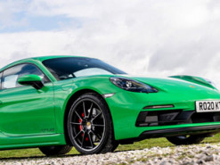 Porsche витратить на випуск електричних моделей 500 мільйонів євро