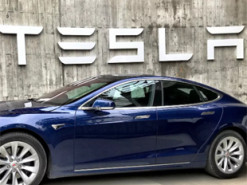 Tesla звинуватили у перекладанні відповідальності за несправні деталі на водіїв