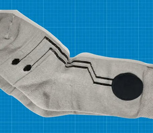 Британські вчені створили шкарпетки зі штучним інтелектом