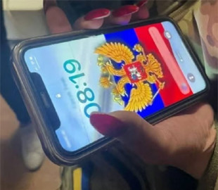 Працівниця суду висміювала полеглих воїнів — її судитимуть